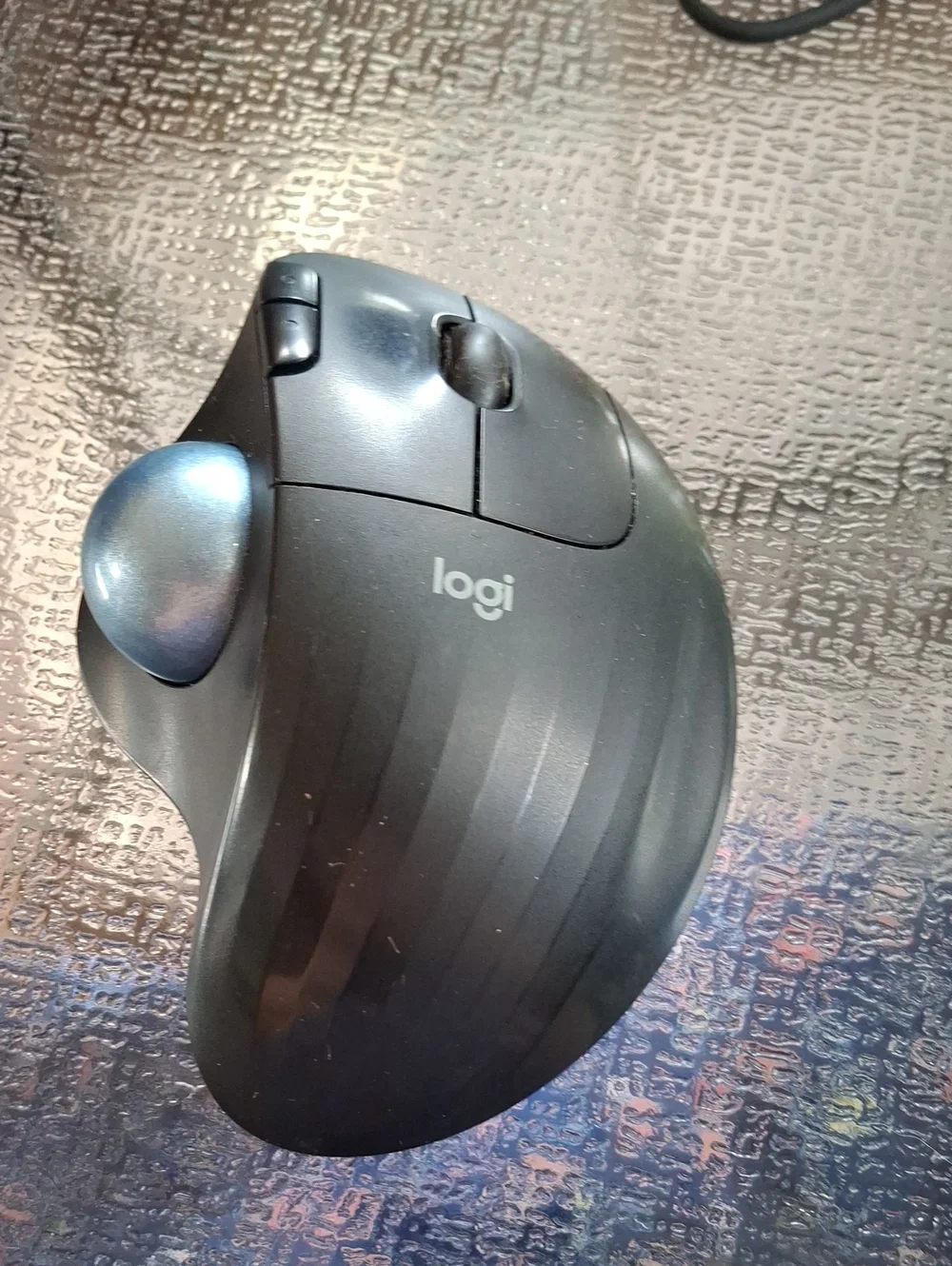 Logitech Black Right-Hand Ergonomic Trackball Mouse
